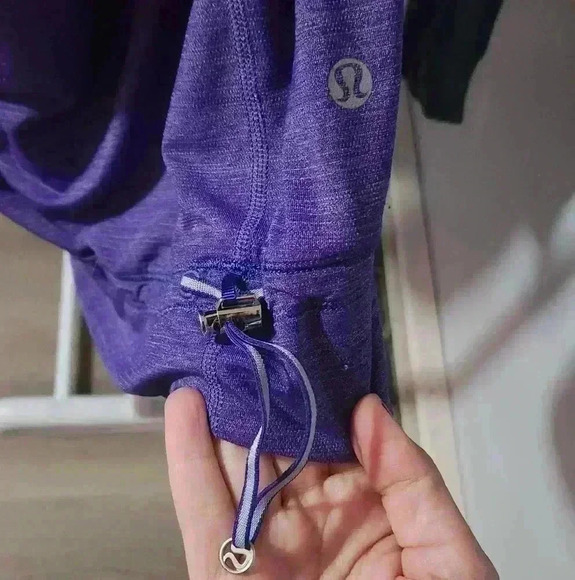 Lululemon Rest Less Tank size 4 - Picture 6 of 6